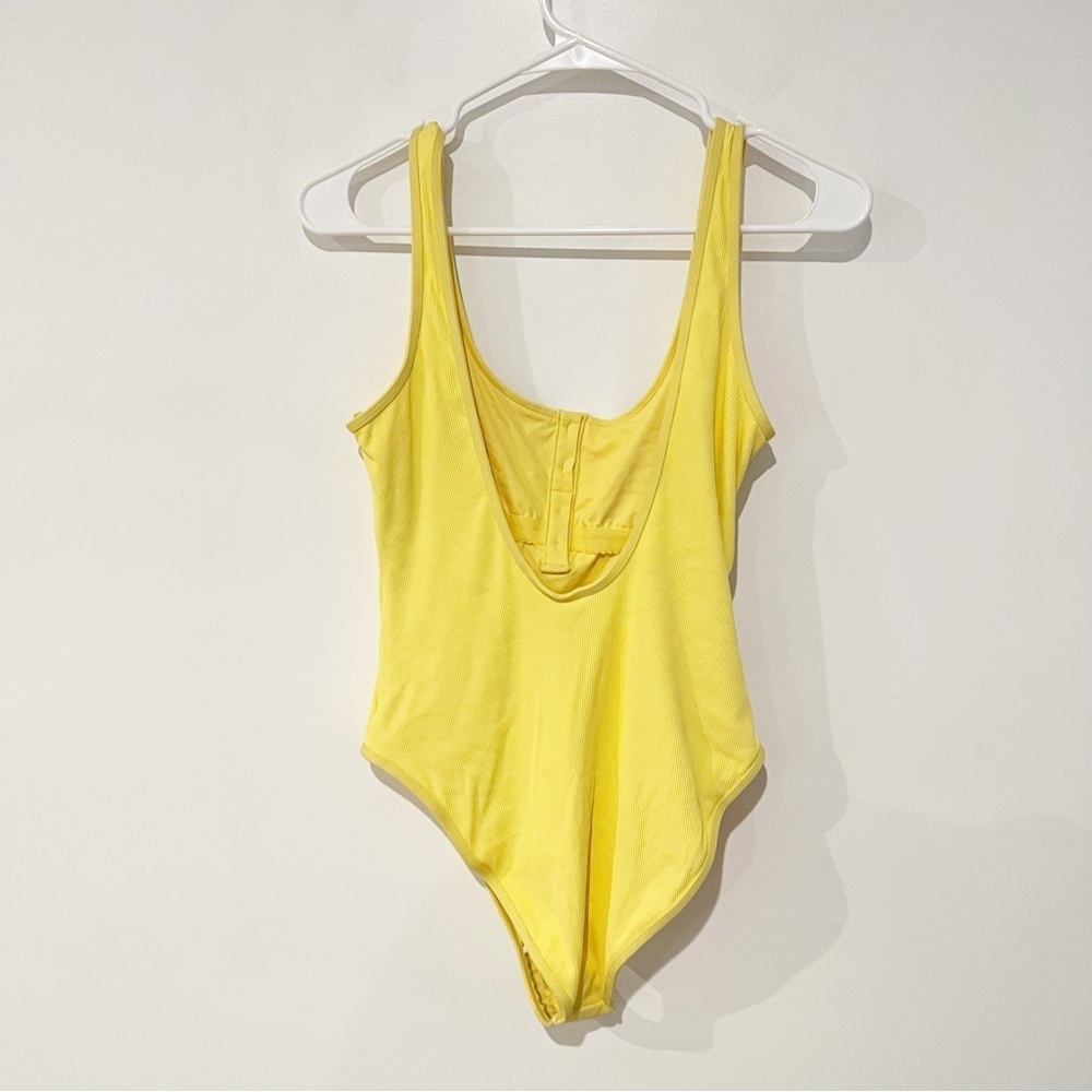 LSPACE Float On Henley Yellow One Piece Button Ribbed Swimsuit size Large - Picture 5 of 6